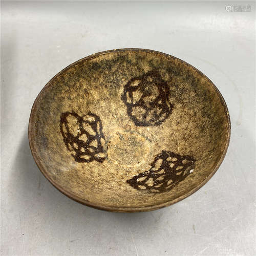 CHINESE JIZHOU POTTERY BOWL ,D 11CM