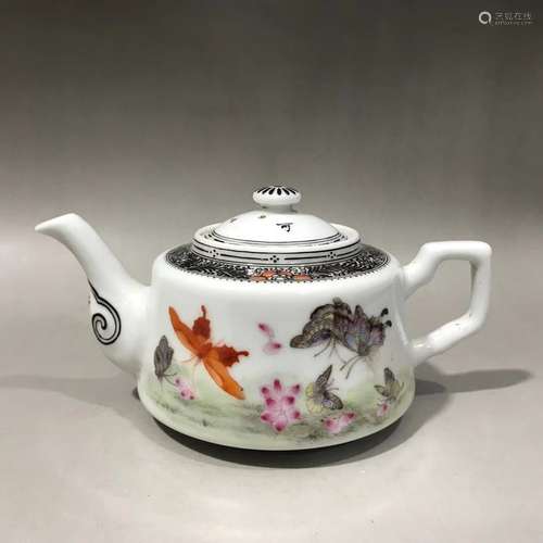 CHINESE FAMILLE ROSE TEA POT ,HAND PAINTED BUTTERFLY ,H 8CM ...