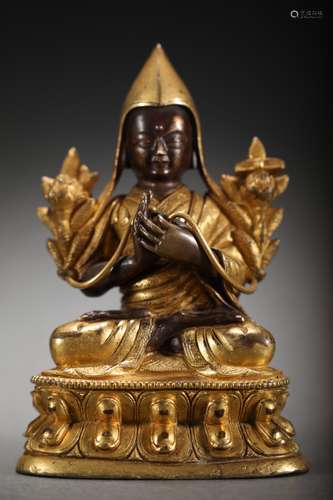 CHINESE BRONZE GILT BUDDHA ,10.2X6.9X4.7CM