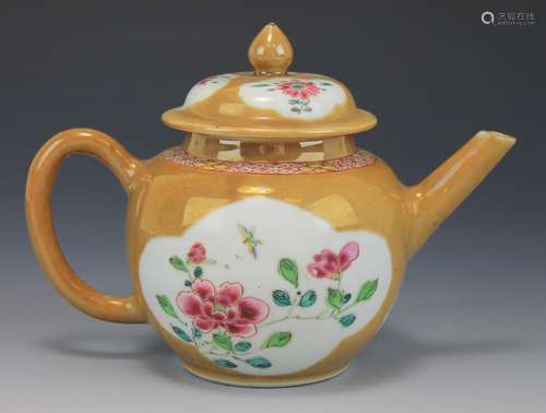 CHINESE BATAVIA FAMILLE ROSE TEA POT, L17.3 H 12CM