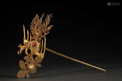 CHINESE SILVER GILT HAIR PIN, 15.5X11CM