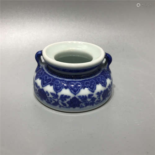 CHINESE BLUE AND WHITE BRUSH WASHER ,D5.4CM H 4.5CM