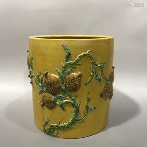 CHINESE PORCELAIN YELLOW GROUND AND PEACH BRUSH POT ,D15CM H...