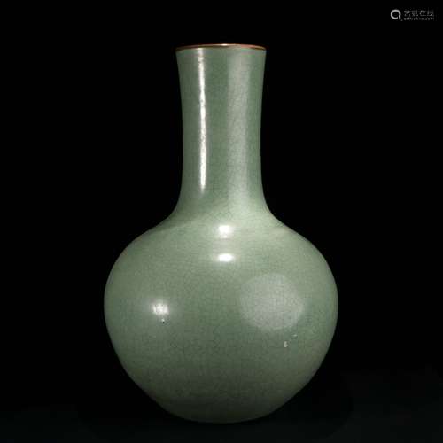 Green Glaze Porcelain Bottle, China