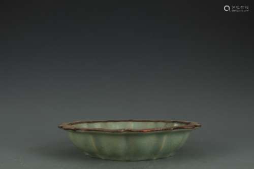 Northern Song Dynasty Ru Kiln Porcelain Bronze Painted Dish,...