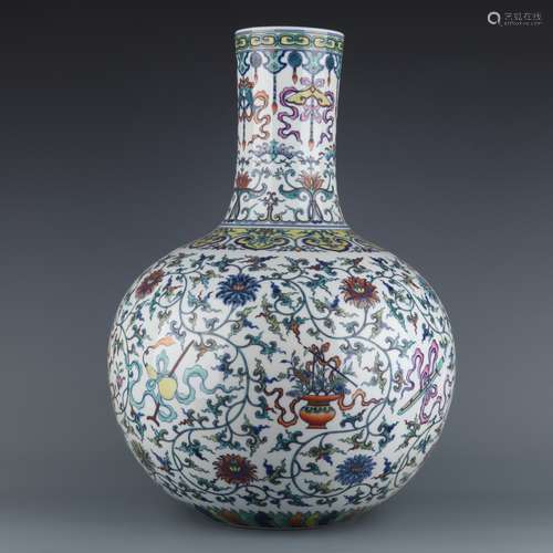 Qing Dynasty Period Of Qianlong Doucai Porcelain 