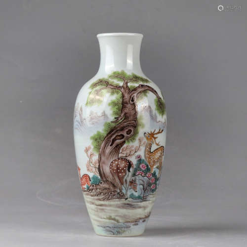 Qing Dynasty Period Of Qianlong Famille Rose Bottle, China