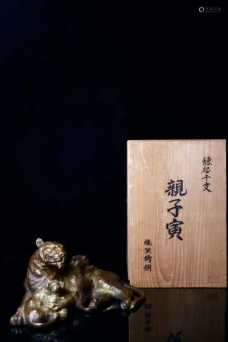 昭和
(1926-1989) 失蜡法铸铜 亲子虎 置物
