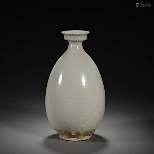 China, Celadon,Bottle