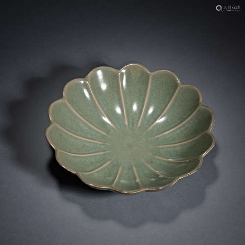 China, Song Dynasty, Celadon, Plate