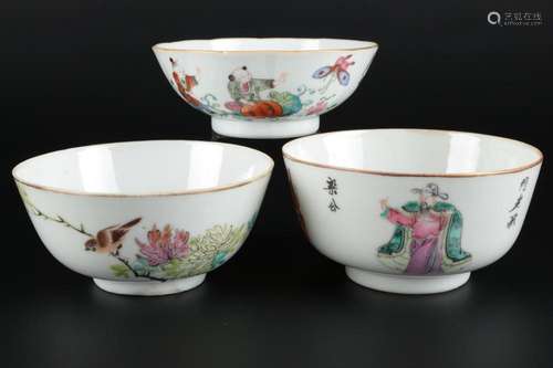 China 3 bowls with birds and figures, Schalen mit Figuren un...