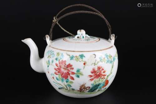 China small tea pot Famille Rose, kleine Teekanne,