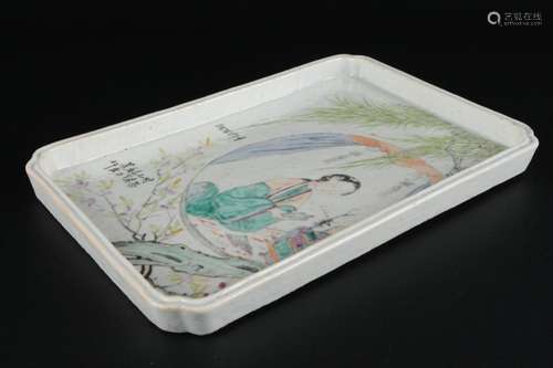 China tray with female depiction, Tablett Darstellung einer ...