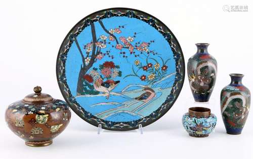 China cloisonne 5 pieces lot, 5-teiliges Cloisonne Konvolut,