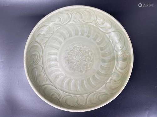 A Chinese Longquan Celadon Charger