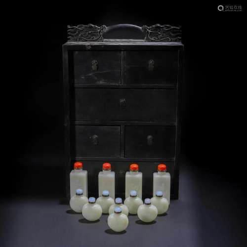 A Set of Chinese White Jade Snuff Bottles with Box