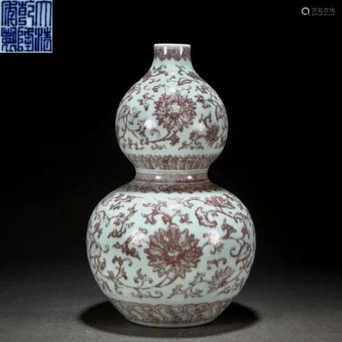 A Chinese Copper Red Double Gourds Vase