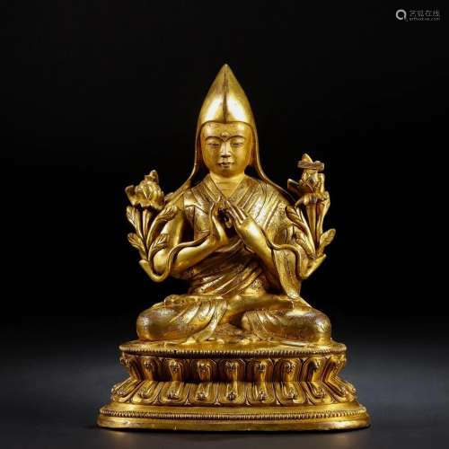 A Tibetan Bronze-gilt Seated Tsong Khapa
