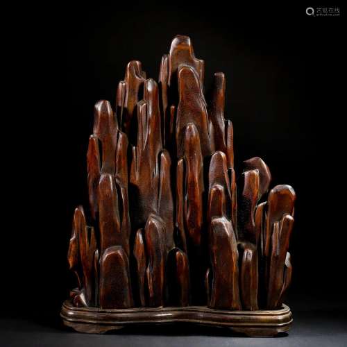 A Chinese Carved Aloes-wood Decoration