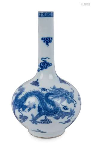 An impressive Chinese underglaze blue and white dragon and p...