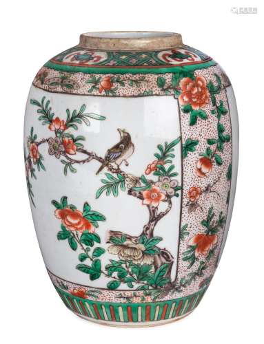 Famille verte and iron red Chinese porcelain ginger jar deco...