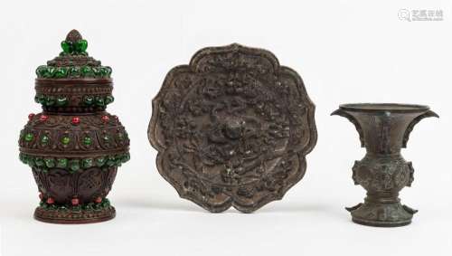 A Chinese bronze vase, a cast metal mirror, together with a ...