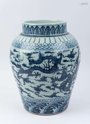 A Ming style blue and white Chinese porcelain vase with drag...