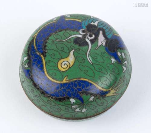 A Chinese cloisonne lidded box with dragon decoration, Qing ...