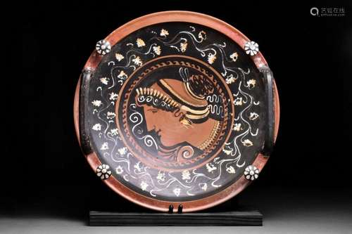 GREEK APULIAN RED-FIGURED PATERA