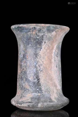 ANCIENT ROMAN GLASS BEAKER