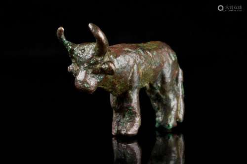 ANCIENT ROMAN BRONZE VOTIVE BULL