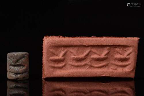 SUMERIAN HARDSTONE CYLINDER STAMP SEAL