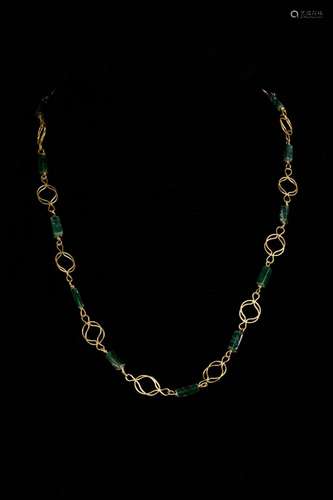 ROMAN GOLD NECKLACE WITH EMERALDS