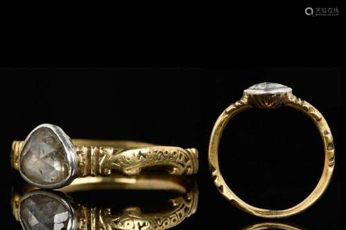 POST MEDIEVAL GOLD RING WITH DIAMOND