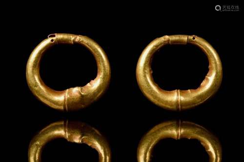 ARCHAIC EASTERN GREEK PENNANULAR EARRINGS