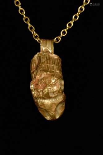 GREEK GOLD LION PENDANT