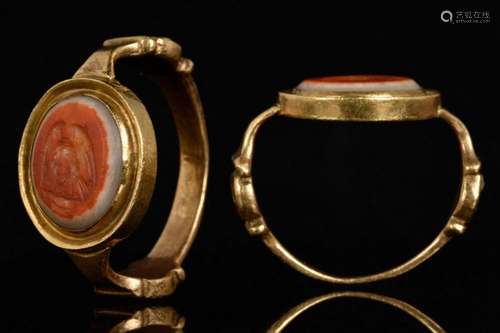 ROMAN EAGLE BANDED AGATE GOLD RING