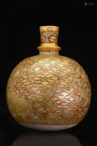 MUGHAL ALABASTER AND GILDED JAR