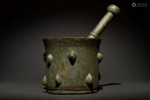 ISLAMIC SELJUK BRONZE MORTAR AND PESTLE