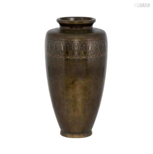 Japanese Silver Inlaid Bronze Vase Unmarked (H19.5cm)