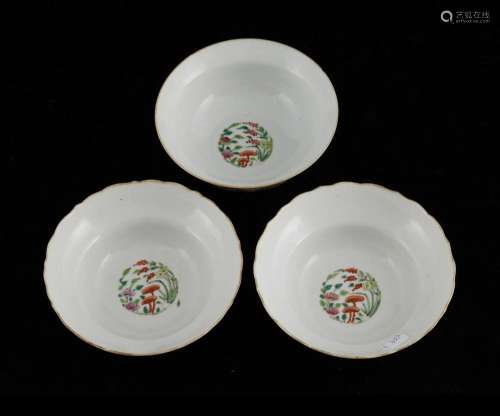 Three Chinese Late Qing Dynasty Famille Rose Bowls Daoguang ...