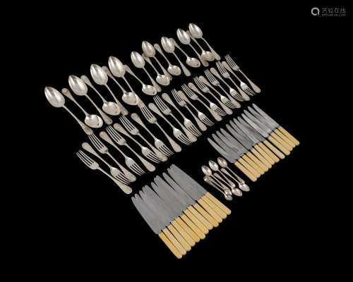 Victorian Sterling Silver 46 Pce Cutlery Service. London 187...