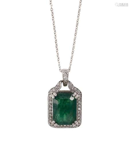 14ct White Gold Zambian Emerald Pendant. Accompanied bt GSL ...