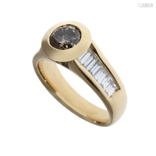 Champagne Diamond (0.86ct) Gold Ring. Brilliant cut, with 12...