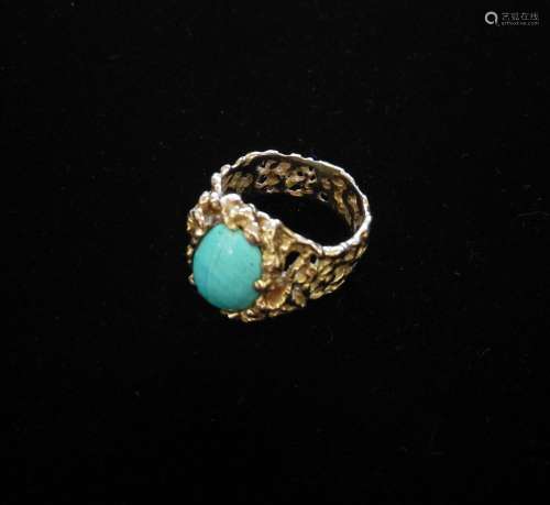 18ct Yellow Gold Blue Stone Set Ring Size R/9 Total weight a...
