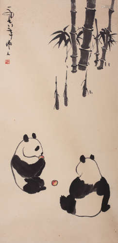 吴作人 熊猫 纸本 立轴