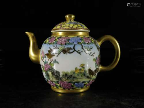 A famille-rose painted gold teapot