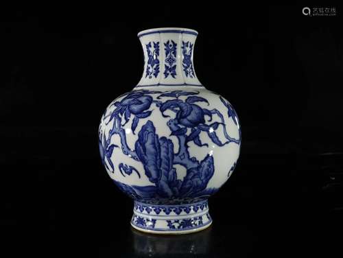 A Fine Blue and White Fruit Pattern Vase