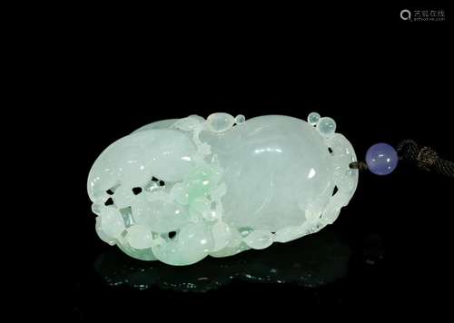 An exquisite jadeite 'Chayote' Pendant