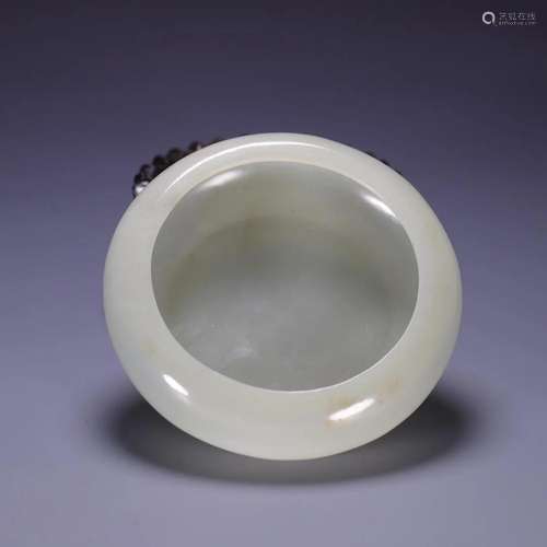 A Circular Hetian Jade Brushwasher